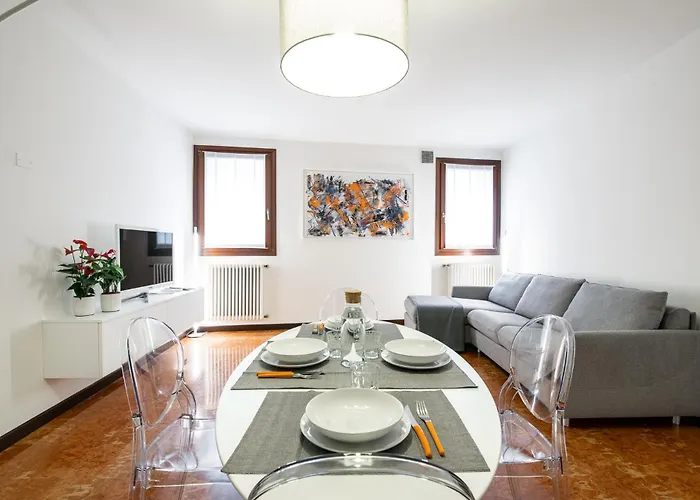 아파트 Lovelyhomes Riviera